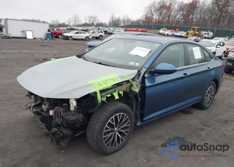 2021 Volkswagen Jetta 1.4T R-Line/1.4T S/1.4T Se z USA, uszkodzony, nr VIN 3VWC57BU9MM015555